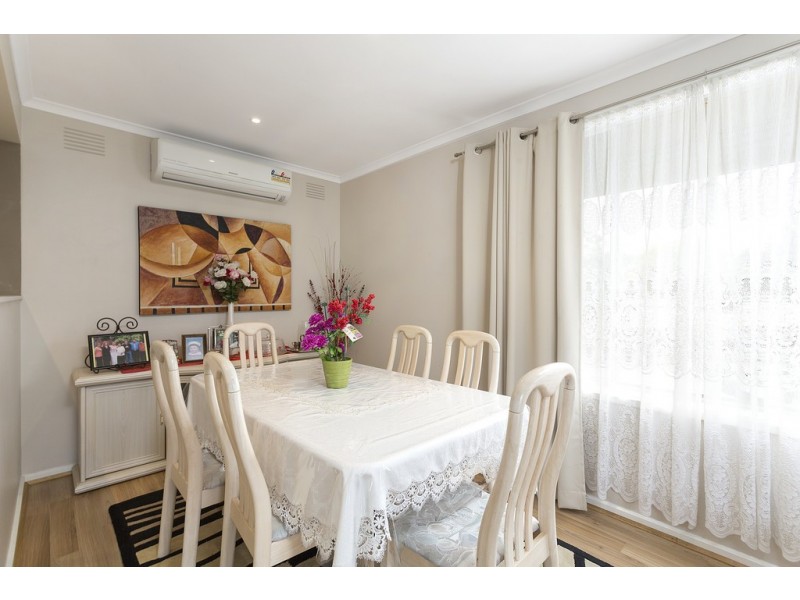 4 Larkrise Court, Narre Warren VIC 3805