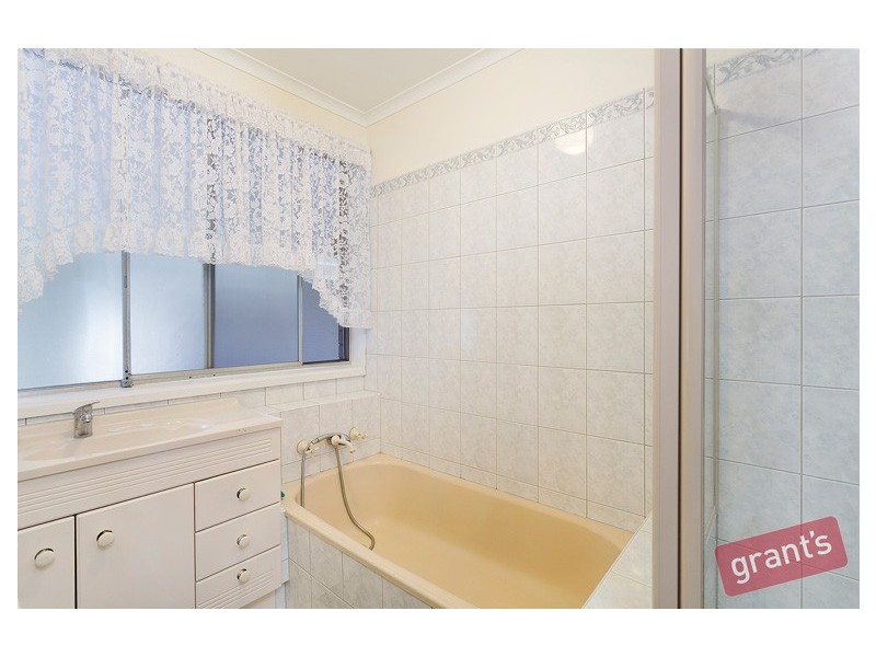 4 Larkrise Court, Narre Warren VIC 3805