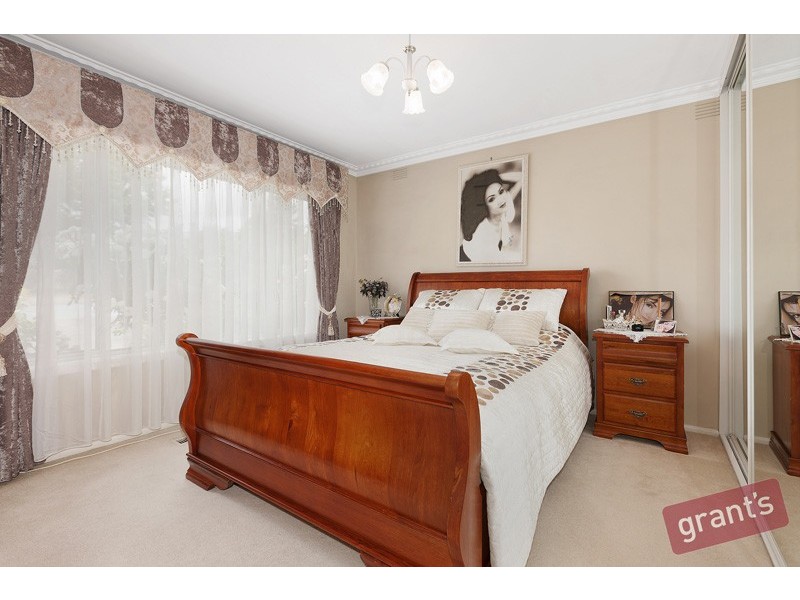 29 Philip Road, Hallam VIC 3803