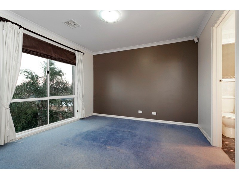 7 Pascuzzi Court, Hampton Park VIC 3976