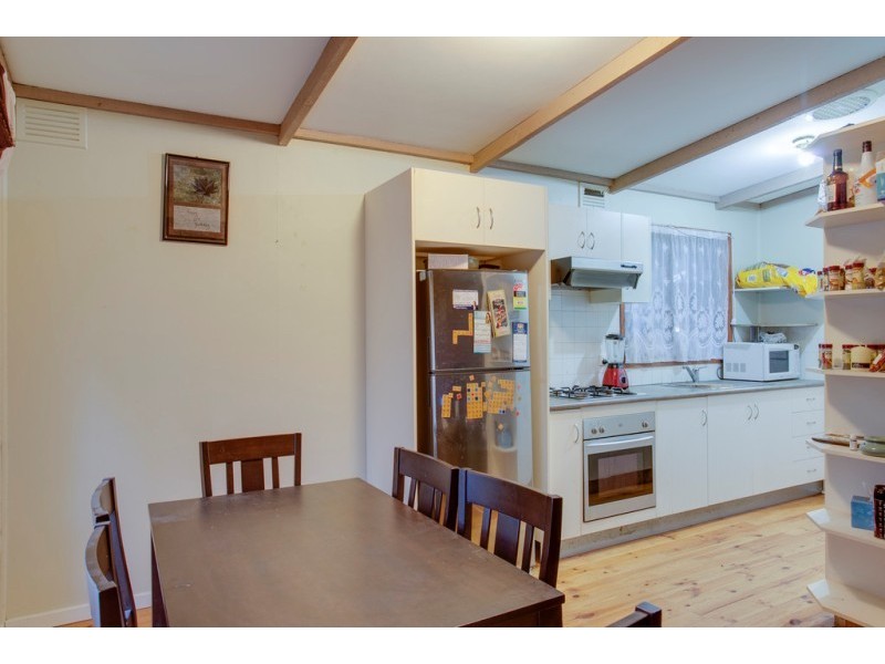 8 Sweeney Drive, Narre Warren VIC 3805