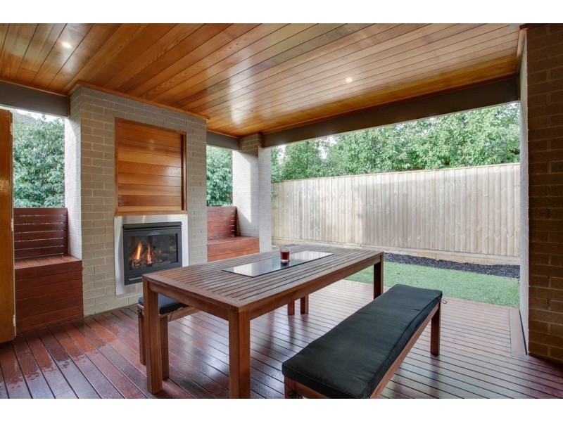 11 Kooyong Drive, Officer VIC 3809