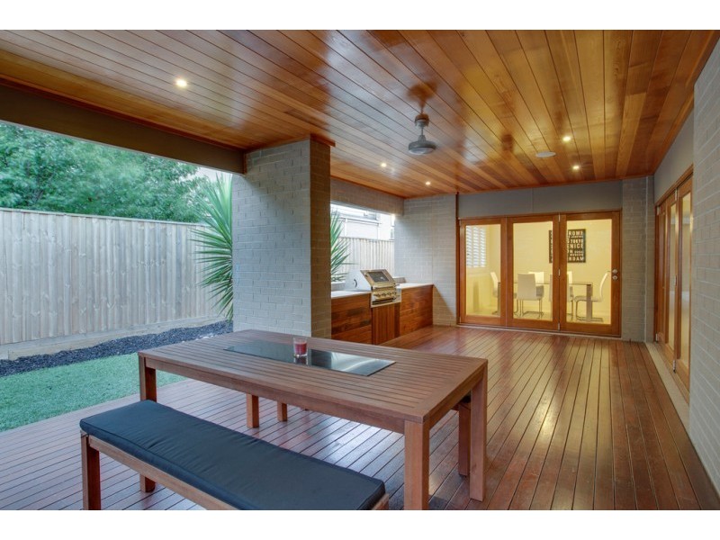 11 Kooyong Drive, Officer VIC 3809