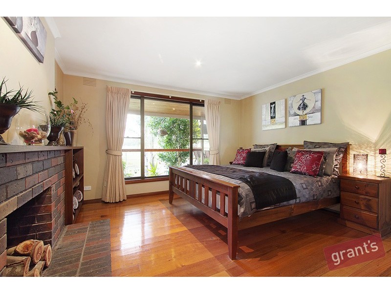 14 Mountain Flat Road, Narre Warren East VIC 3804