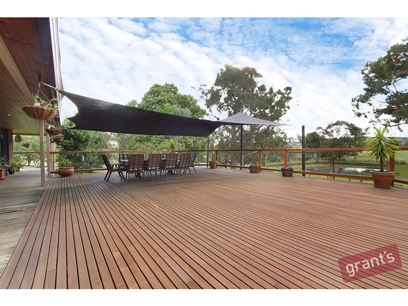 14 Mountain Flat Road, Narre Warren East VIC 3804