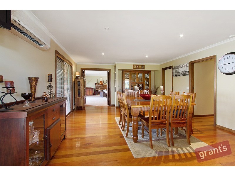 14 Mountain Flat Road, Narre Warren East VIC 3804