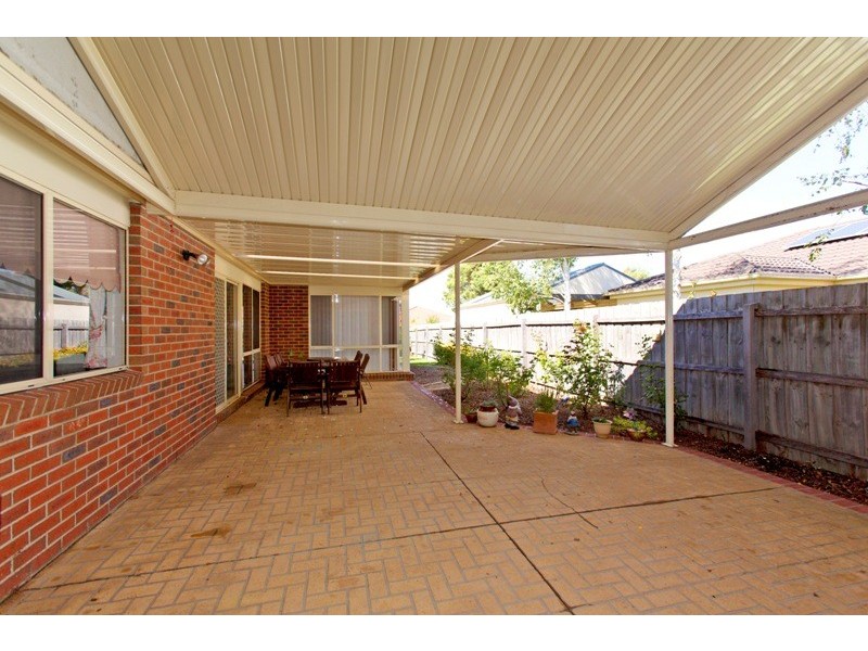 36 Parkwood Avenue, Narre Warren South VIC 3805