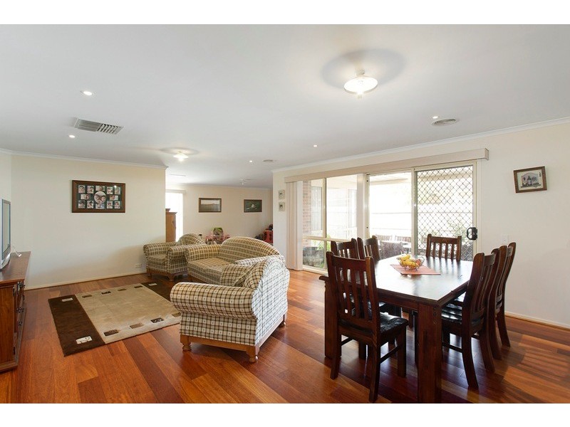 36 Parkwood Avenue, Narre Warren South VIC 3805