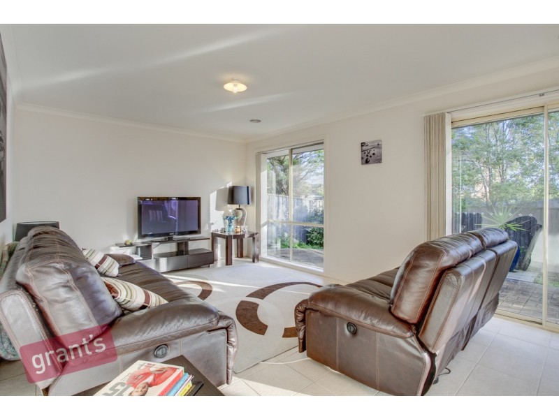 19 Kingston Avenue, Narre Warren South VIC 3805