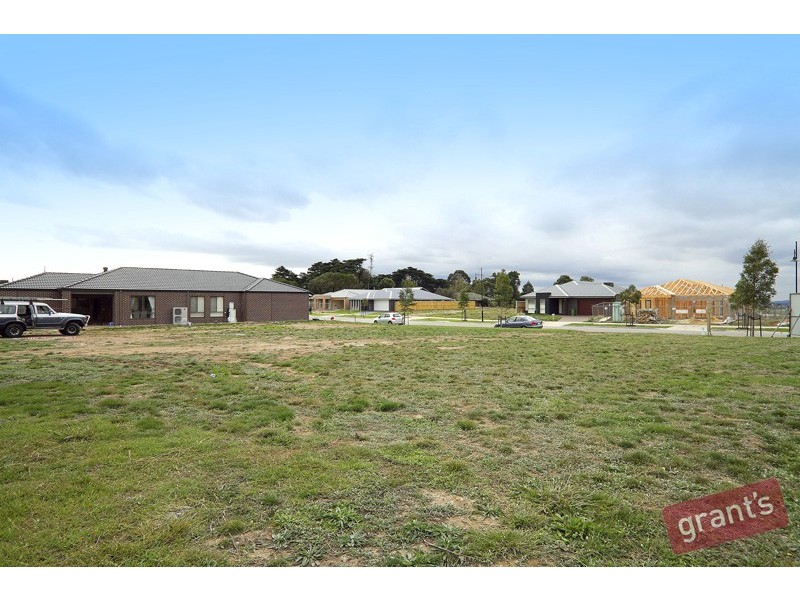 41 Alarah Boulevard, Cranbourne West VIC 3977