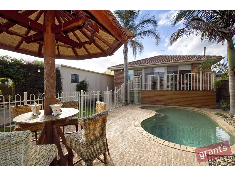 29 Saffron Drive, Hallam VIC 3803
