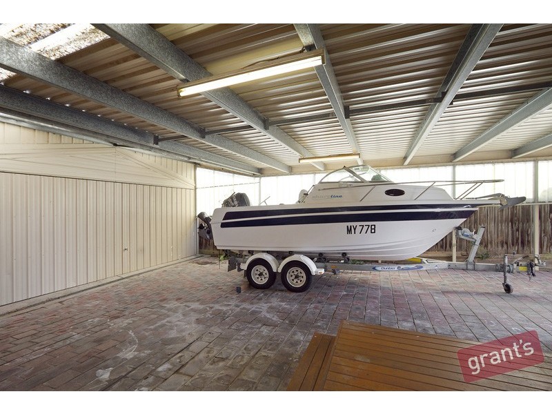 29 Saffron Drive, Hallam VIC 3803