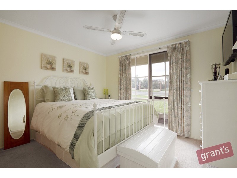 29 Saffron Drive, Hallam VIC 3803