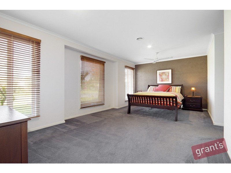 35 Sanctuary Way, Beaconsfield VIC 3807