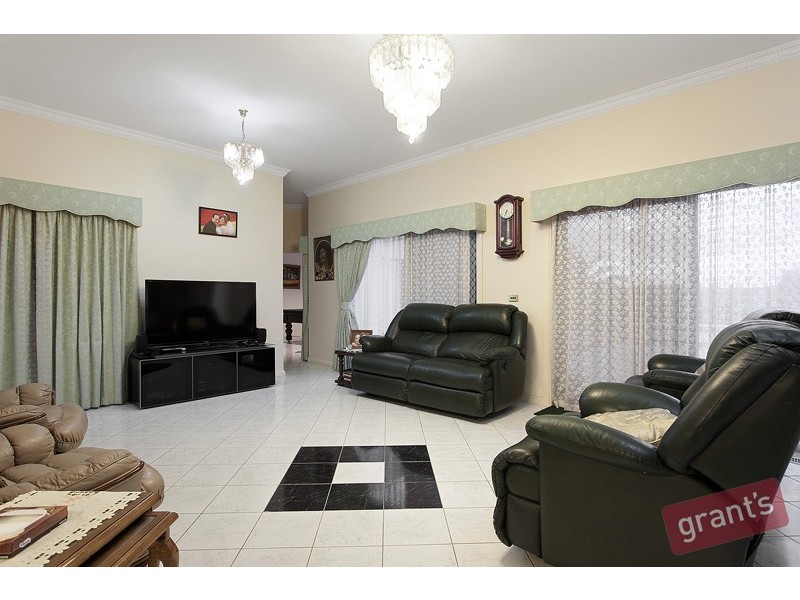 3 Jaguar Close, Narre Warren North VIC 3804