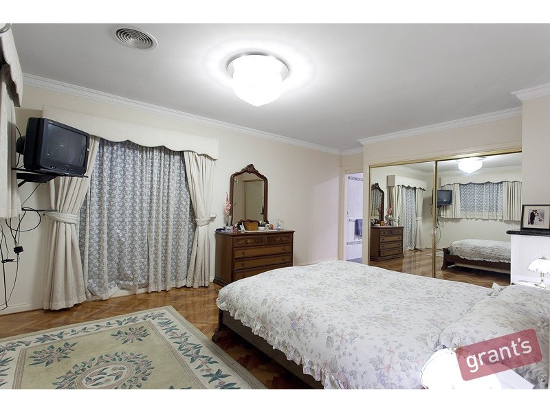 3 Jaguar Close, Narre Warren North VIC 3804