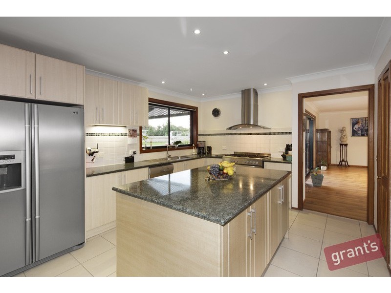 1/14 Croxton Drive, Kurunjang VIC 3337