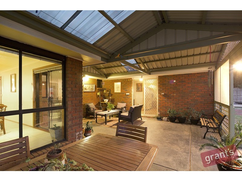 1/14 Croxton Drive, Kurunjang VIC 3337