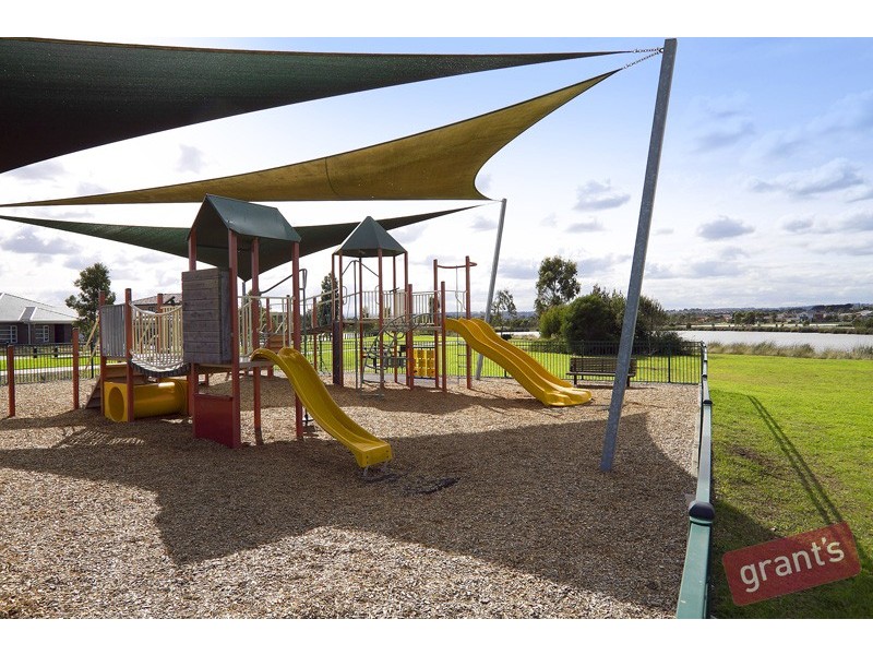 44 Beauford Avenue, Narre Warren South VIC 3805