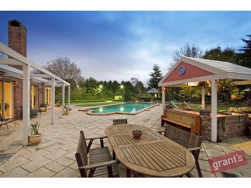 21-23 Fontaine Terrace, Narre Warren North VIC 3804