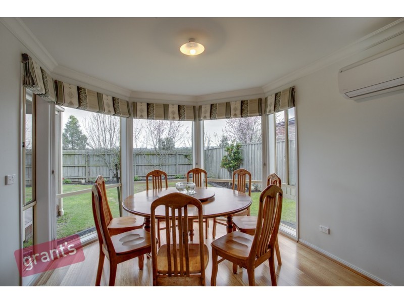 51 Loxley Boulevard, Narre Warren South VIC 3805