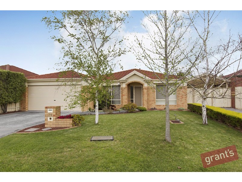 24 Blandford Crescent, Narre Warren South VIC 3805