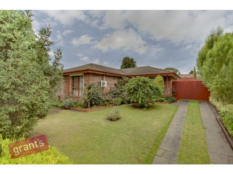 34 Struan Avenue, Endeavour Hills VIC 3802