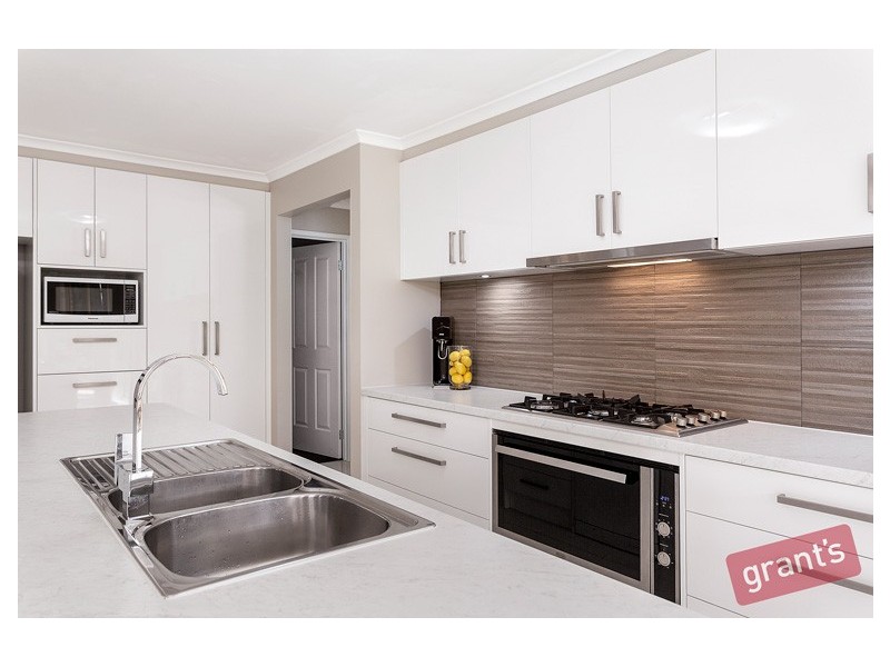 405 Centre Road, Berwick VIC 3806