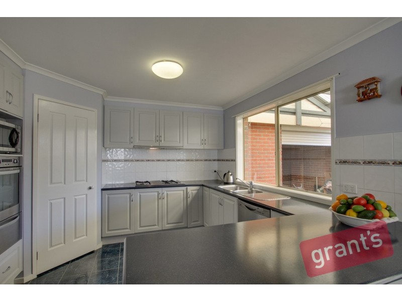 3 Jarvis Close, Narre Warren South VIC 3805