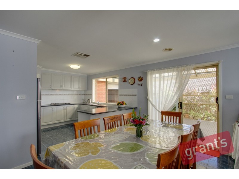 3 Jarvis Close, Narre Warren South VIC 3805