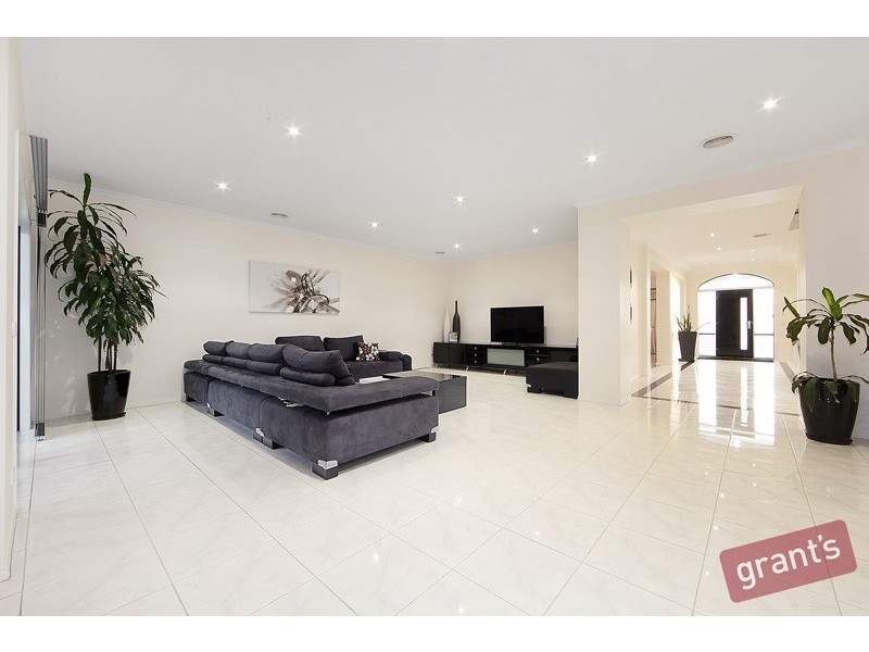 3 Tom Gearon Court, Narre Warren North VIC 3804