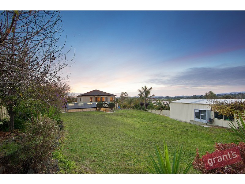 3 Tom Gearon Court, Narre Warren North VIC 3804