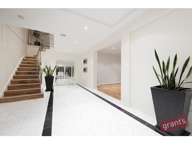 3 Tom Gearon Court, Narre Warren North VIC 3804