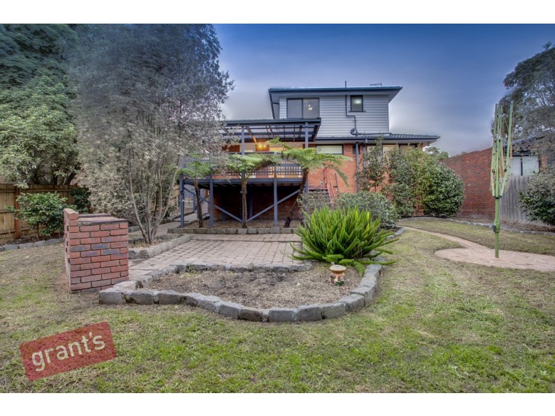 53 Sydney Parkinson Avenue, Endeavour Hills VIC 3802