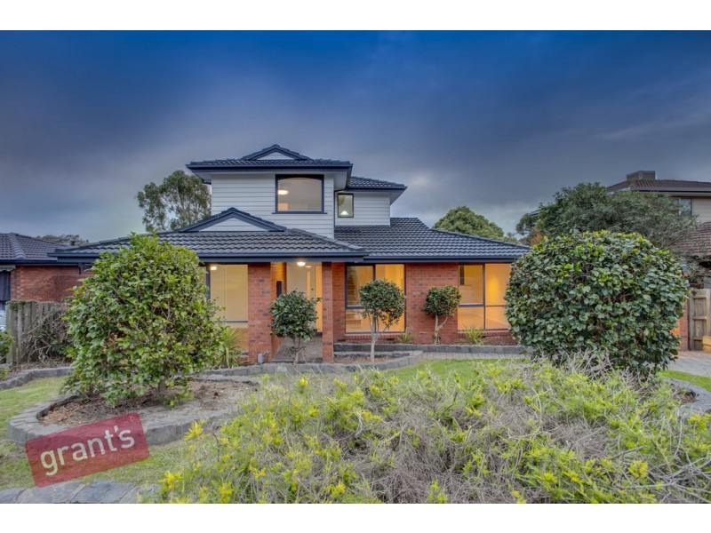 53 Sydney Parkinson Avenue, Endeavour Hills VIC 3802