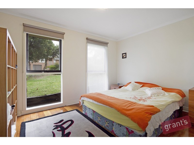 24 Charles Green Avenue, Endeavour Hills VIC 3802