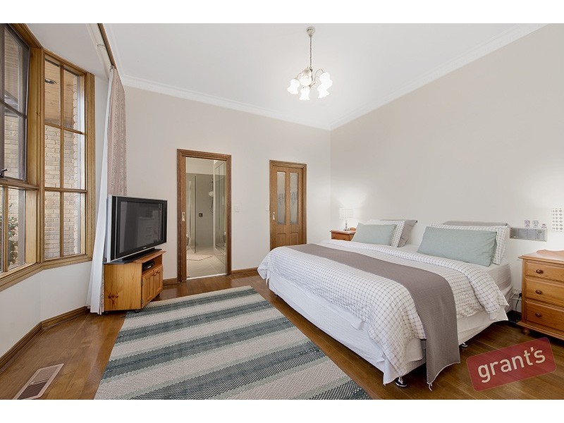 44 Halcyon Way, Narre Warren South VIC 3805