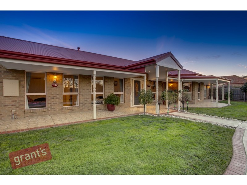 15 Glen Vista Drive, Narre Warren North VIC 3804