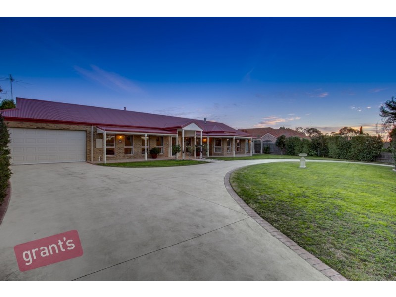 15 Glen Vista Drive, Narre Warren North VIC 3804