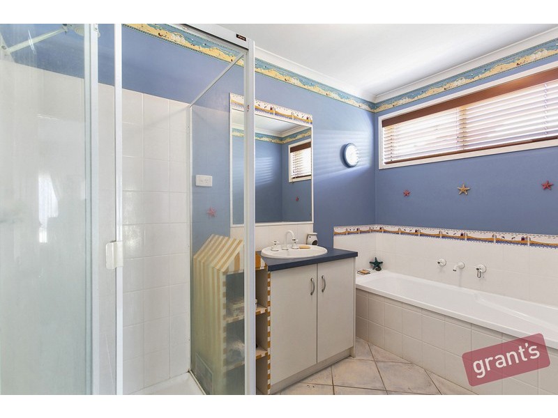 7 Camira Court, Berwick VIC 3806