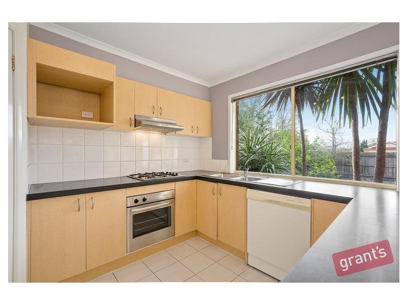 13 Langbourne Drive, Narre Warren South VIC 3805