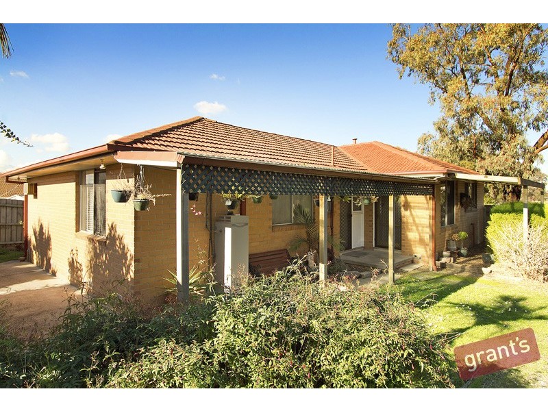 21 Raven Crescent, Narre Warren VIC 3805