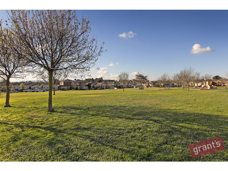 64 Tangerine Drive, Narre Warren South VIC 3805