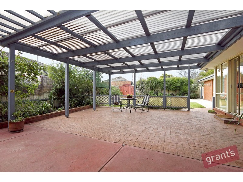 49 Strathaird Drive, Narre Warren South VIC 3805