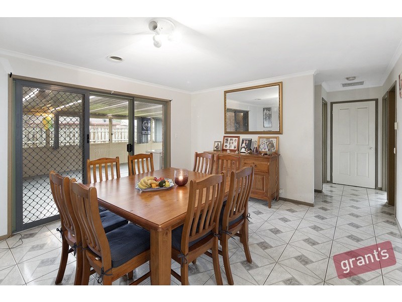 24 Coolong Avenue, Berwick VIC 3806