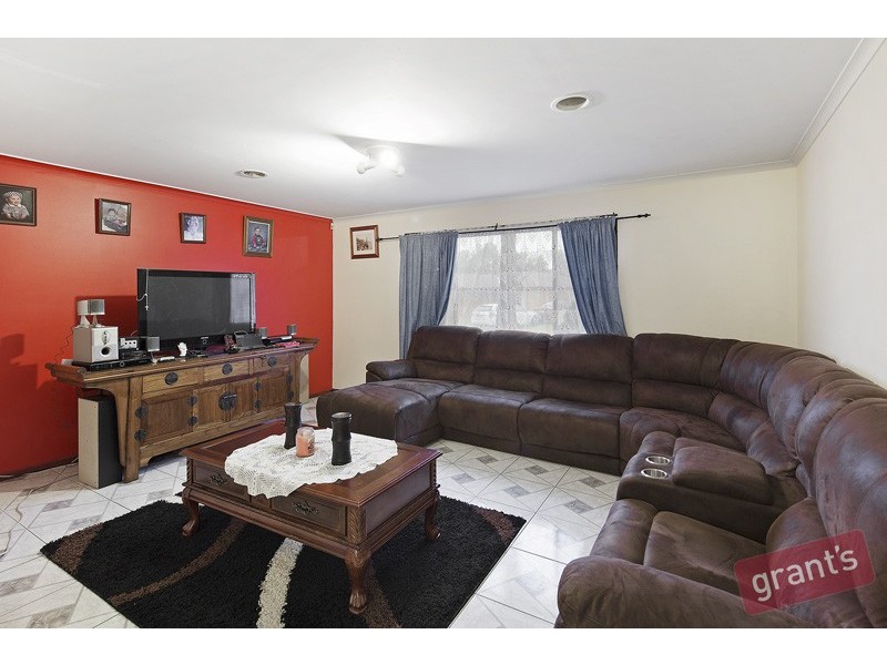 24 Coolong Avenue, Berwick VIC 3806