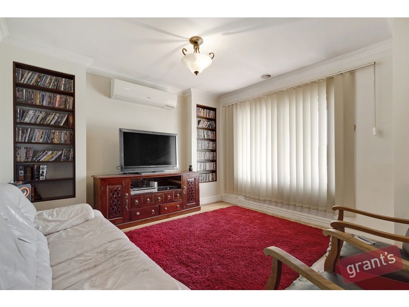 5 Leeside Street, Dandenong North VIC 3175