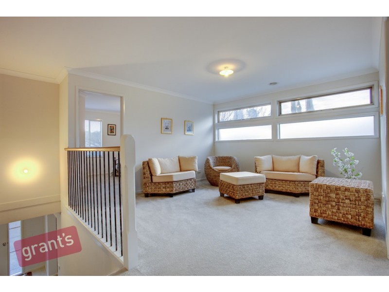 9 Tolmie Rise, Hallam VIC 3803