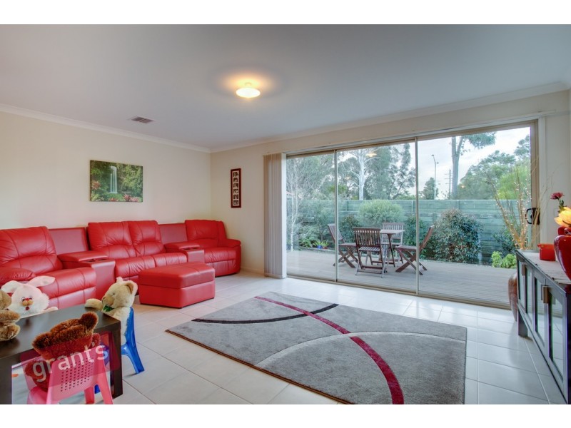 9 Tolmie Rise, Hallam VIC 3803