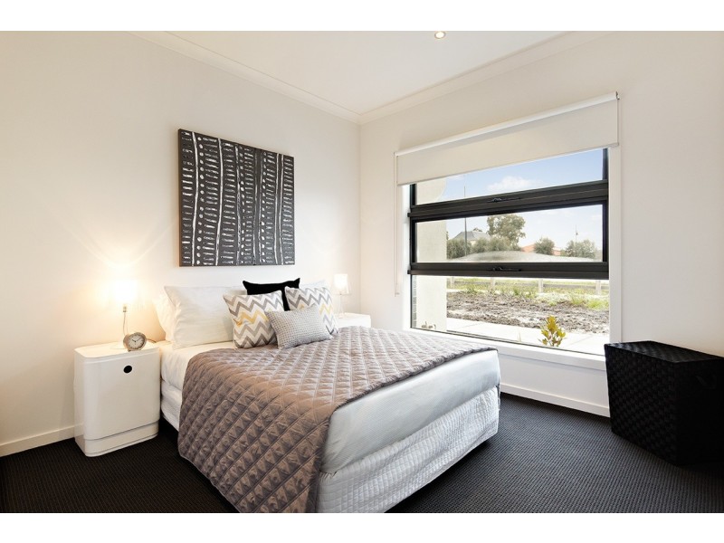 2/50 Marklin Street, Cranbourne VIC 3977